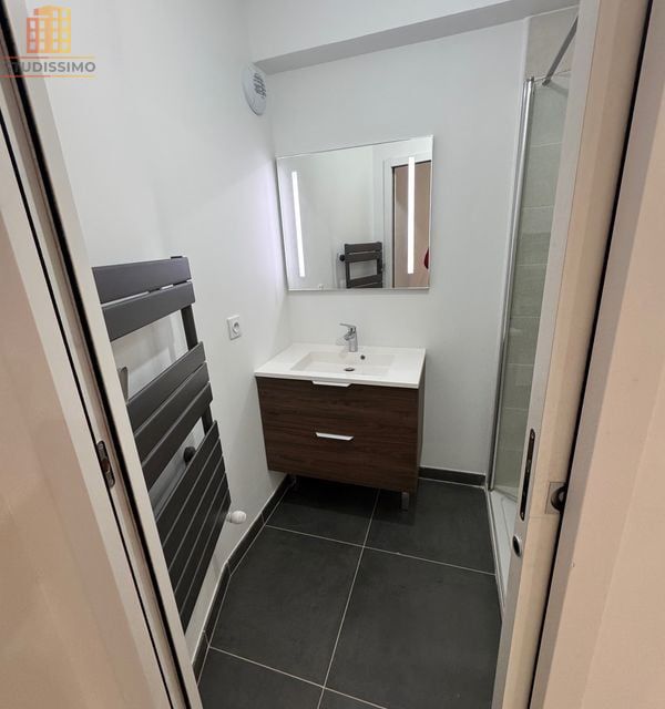 Studio 25m² Paris 19e Romainville - Immeuble récent, locataire en place - Photo 1