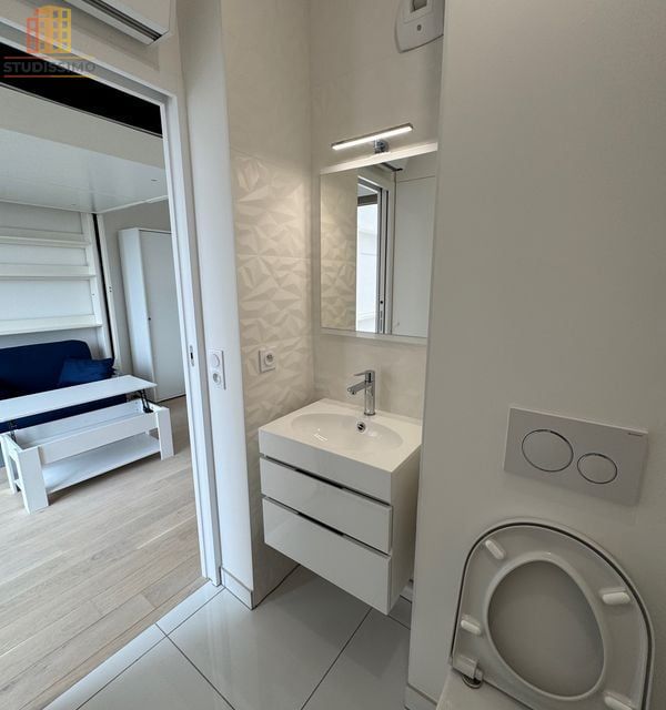 Studio meublé 18m² Paris 20e - Locataire en place, immeuble 2024 - Photo 2