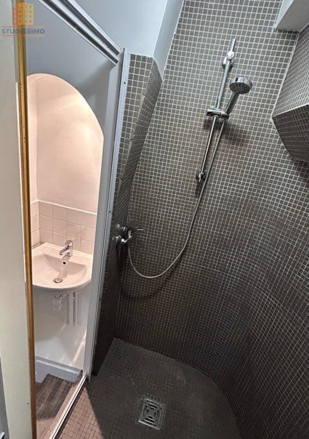 Studio 19m² Paris 6e - Calme, plein de charme - Photo 10