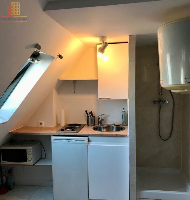Studio 10m² Paris 9e Pigalle - Dernier étage, lumineux - Photo 2