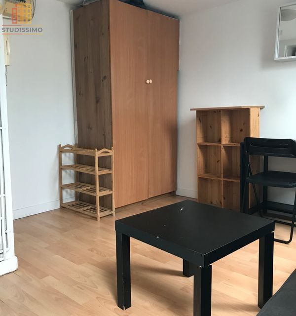 Studio 10m² Paris 9e Pigalle - Dernier étage, lumineux - Photo 1