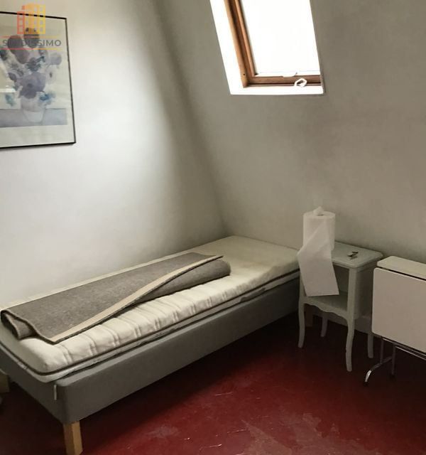Studio 12m² Paris 8e - 6e étage, sans ascenseur - Photo 1