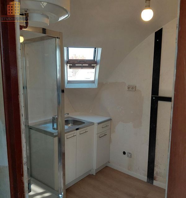 Studio 6m² Paris 9e - Photo 6