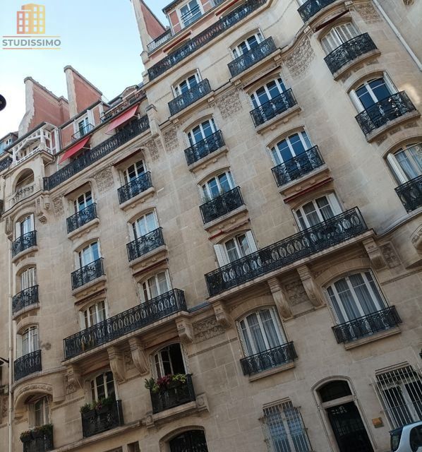 Studio à Paris