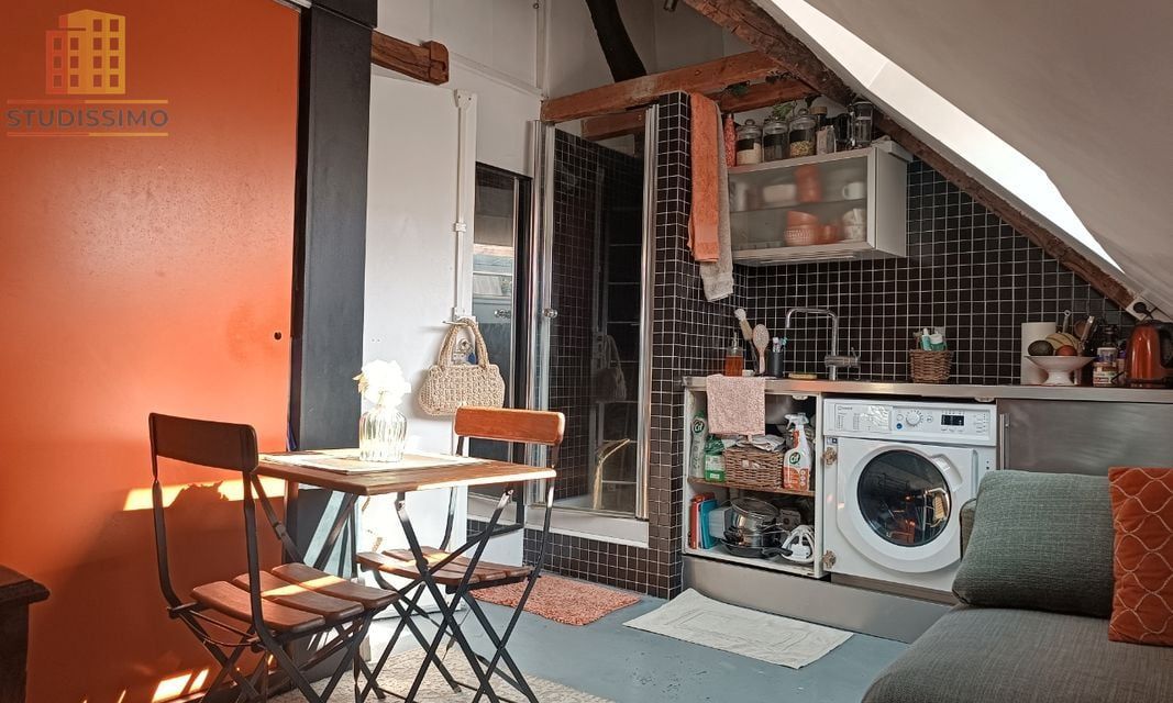 Studio 7m² Paris 10e - Dernier étage, lumineux - Photo 1