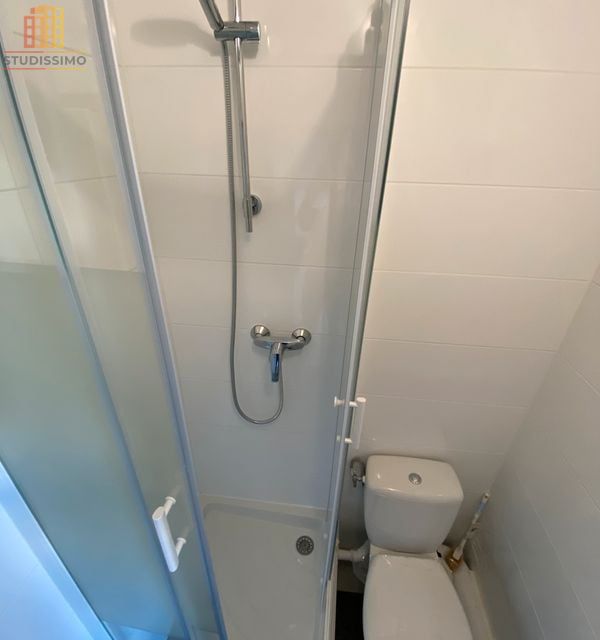 Studio 10m² Paris 10e - WC séparés, proche métro - Photo 2