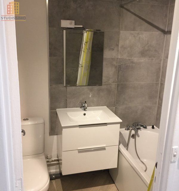 Studio 21m² Paris 15e - Balcon, cave - Photo 2