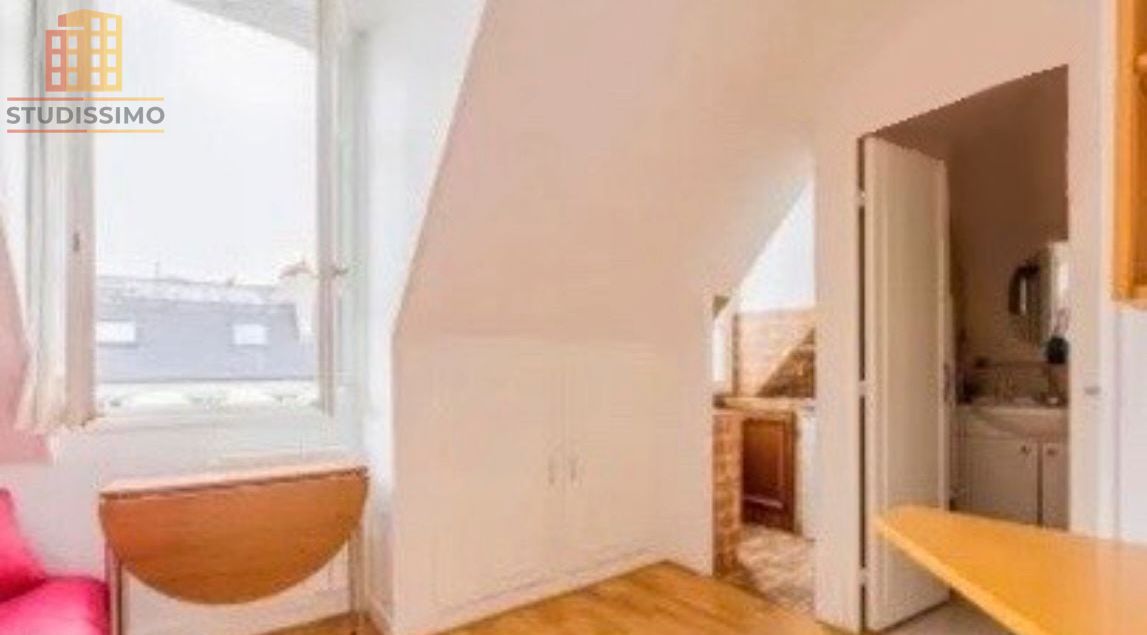 Studio à Paris