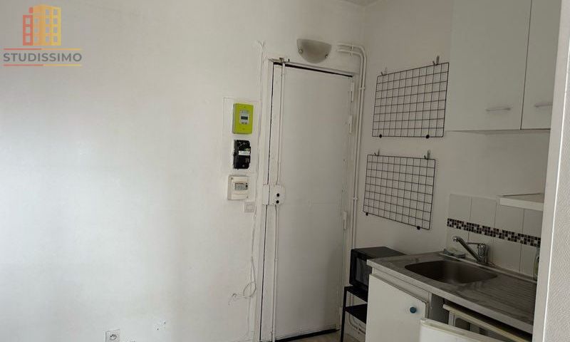 Studio 12m² Paris 11e Charonne - 4e étage, lumineux - Photo 2