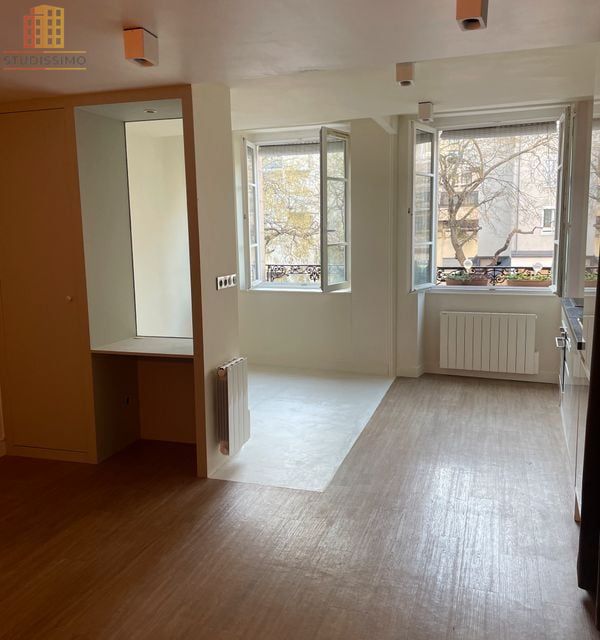 Studio à Paris