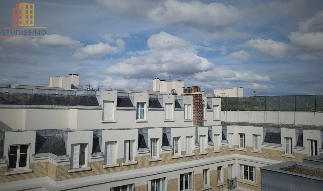 Chambre de bonne 8m² Paris 16e - Étage élevé, calme - Photo 1