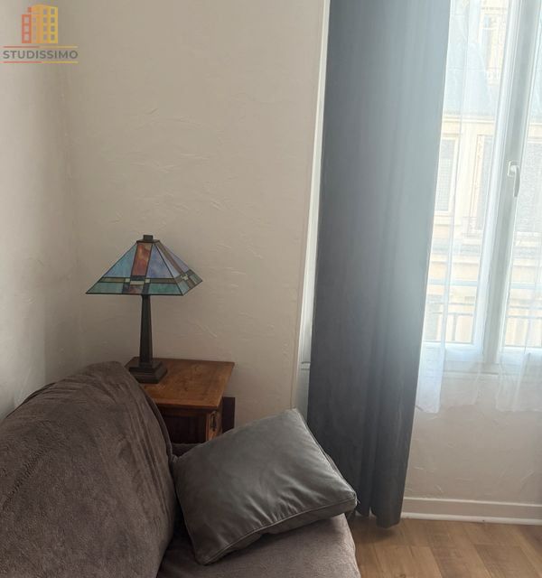 Studio 25m² Paris 19e Buttes-Chaumont - Étage élevé, lumineux - Photo 2