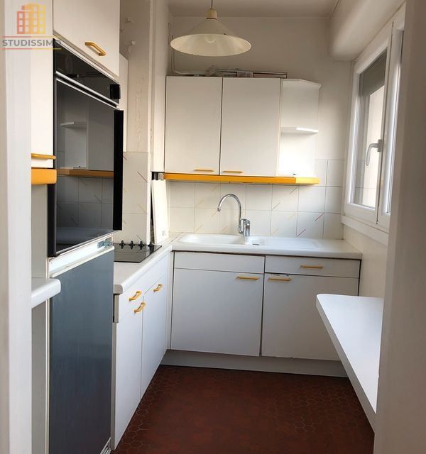Studio 30m² Asnières-sur-Seine - Étage élevé, lumineux - Photo 1