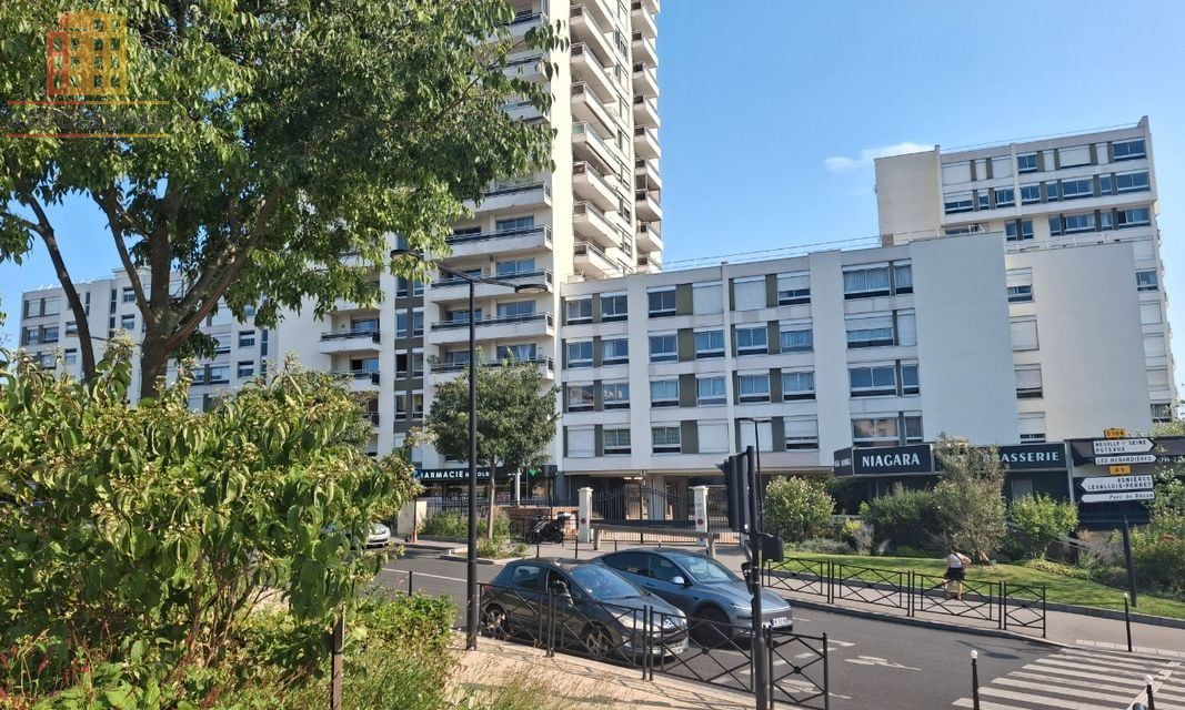 Studio 31m² Courbevoie - Plein sud, balcon calme - Photo 1