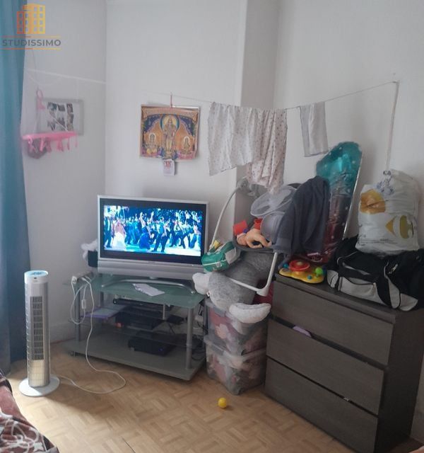 Studio 18m² Clichy 92110 - Avec cave - Photo 2