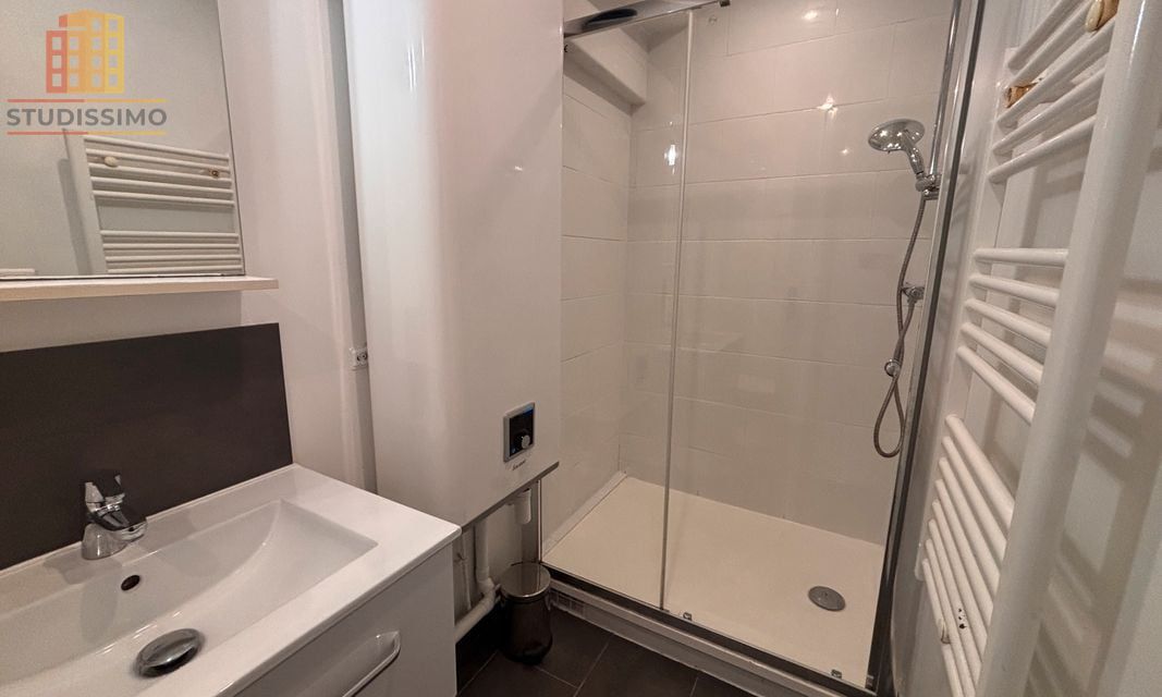 Studio 21m² Levallois-Perret centre-ville - Photo 2