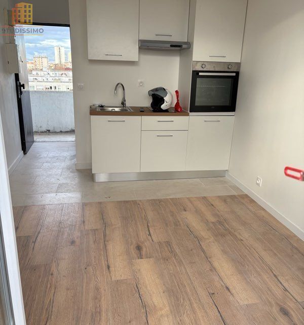 Studio 16m² Aubervilliers - Dernier étage, lumineux - Photo 1