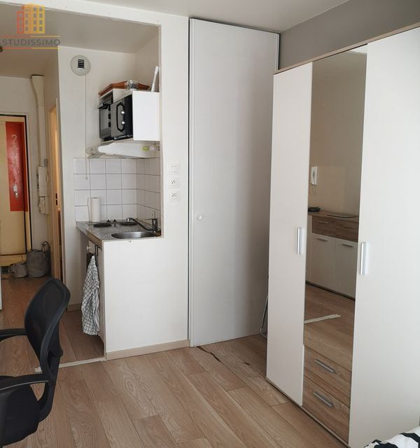 Studio 18m² Saint-Denis (Pierrefitte) - Photo 1