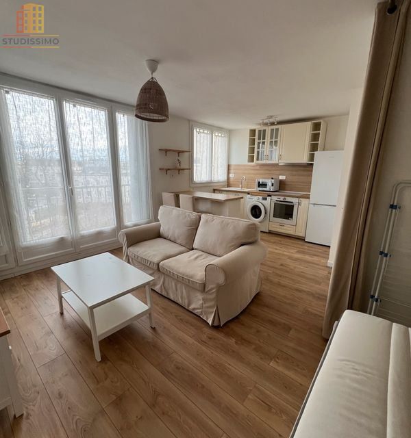 Studio 30m² Le Plessis-Trévise - Place de parking - Photo 1