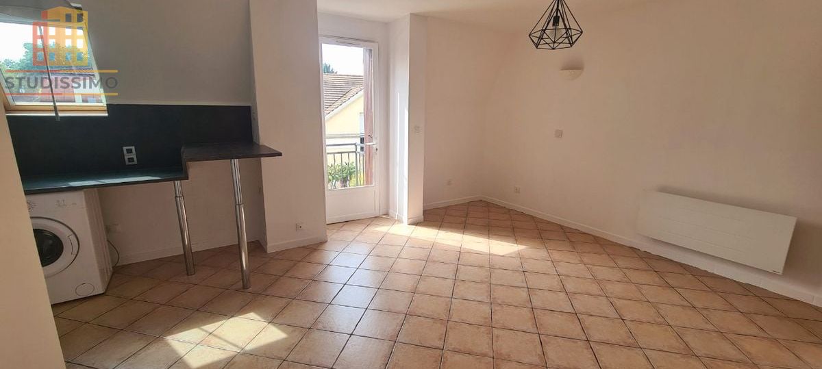 Studio à Mandres-les-Roses