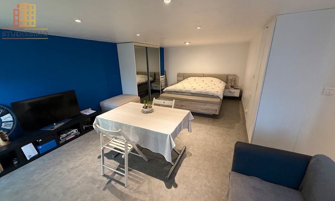Studio 33m² Versailles 78000 - Excellent emplacement, parfait état - Photo 2