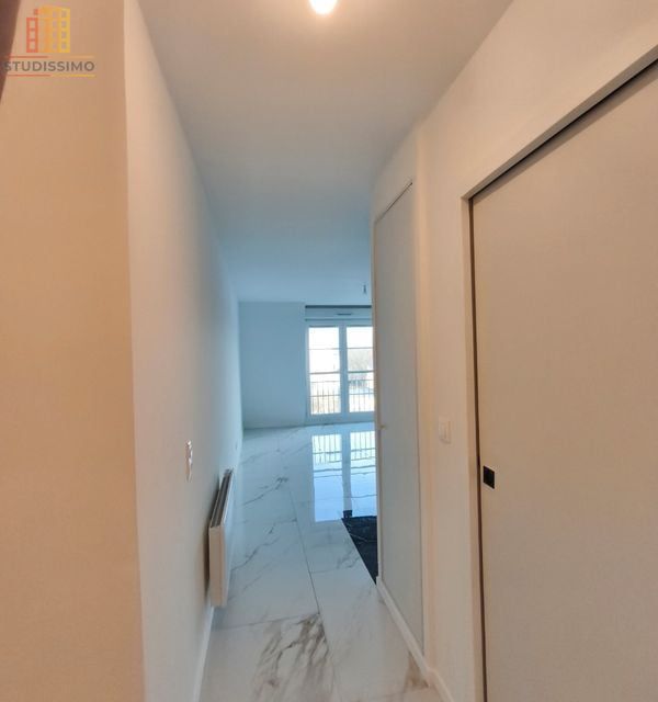 Studio 30m² Vauréal - Refait à neuf, dernier étage - Photo 16