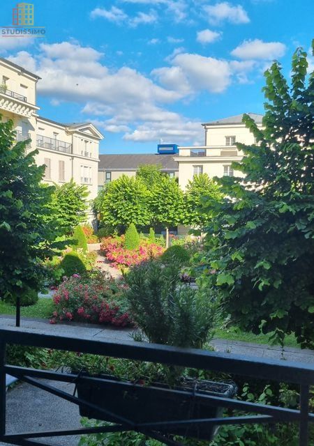 Studio 28m² Chessy - Vue dégagée, quartier calme - Photo 3