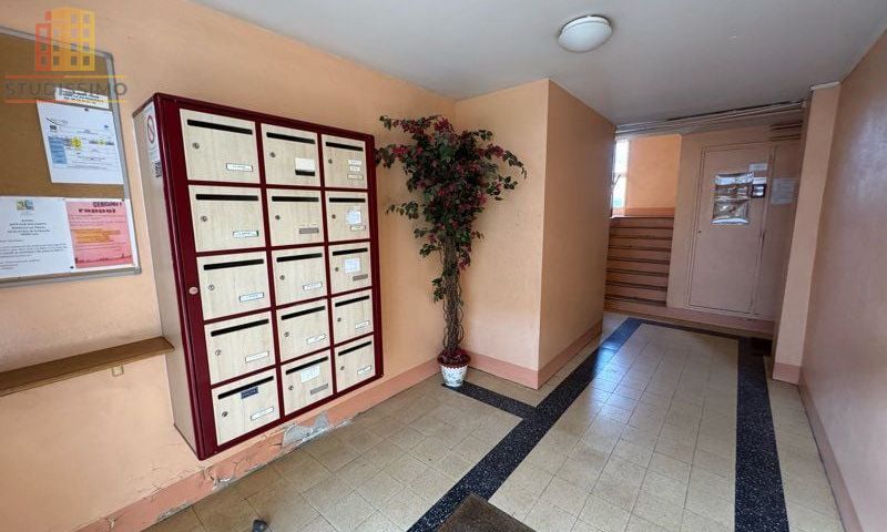 Studio 27m² Lyon 8e Mermoz-Santy - Idéal investisseur, calme - Photo 2