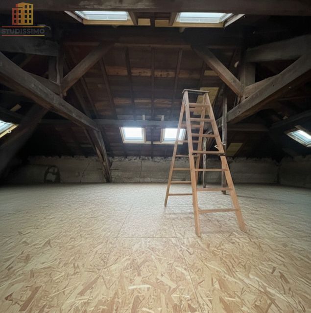 Studio 85m² Francheville 69340 - Combles à aménager - Photo 2