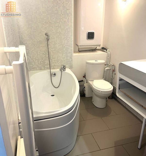 Studio 20m² Lyon 2e Presqu’île - Dernier étage, lumineux - Photo 1
