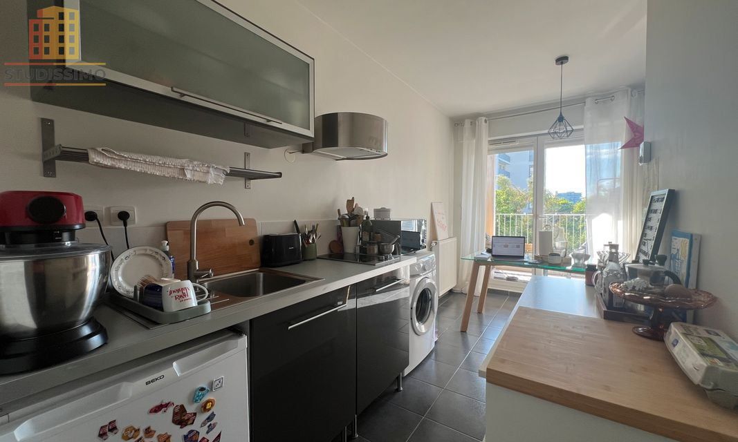 Studio 28m² Lyon 8e - Loggia - Photo 2