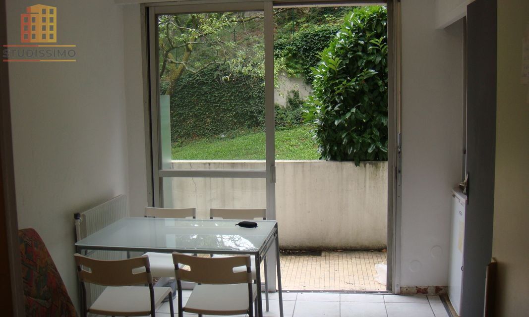 Studio à Caluire-et-Cuire
