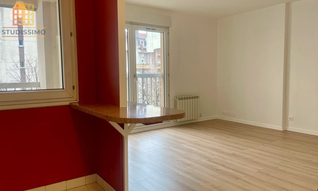 Studio 35m² Lyon 6e - Balcon, cave - Photo 6