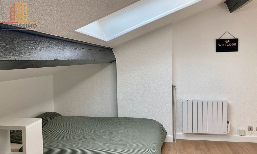 Studio 33m² Villeurbanne Charpennes - Rénové, dernier étage - Photo 1