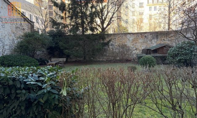 Studio 27m² Lyon 6e - Photo 1