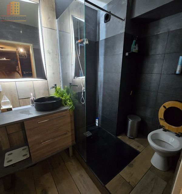 Studio 35m² Lyon 3e - Parking en sous-sol - Photo 2