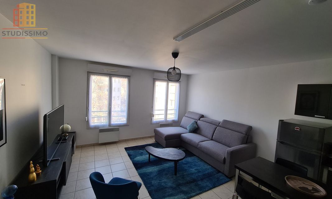 Studio 32m² Lyon 3e Montchat - Dernier étage, lumineux - Photo 1