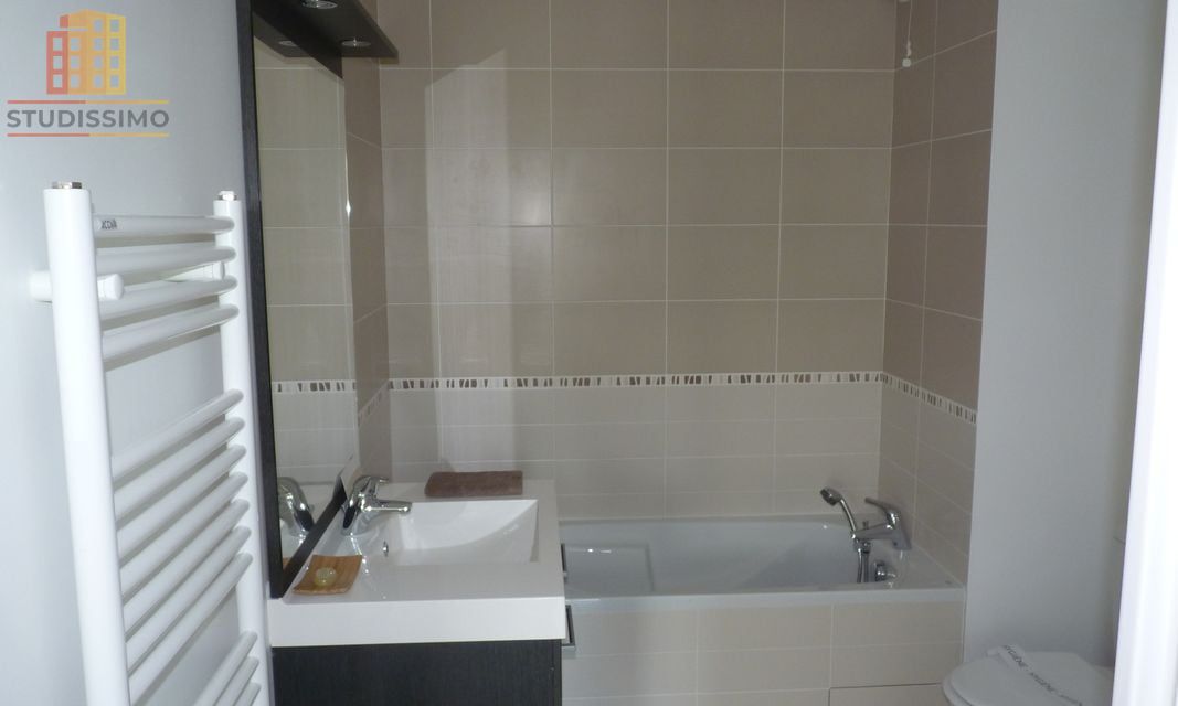 Studio 24m² Lyon 8e - Photo 2