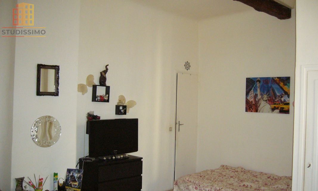 Studio 31m² Aix-en-Provence Palais de Justice - Photo 1
