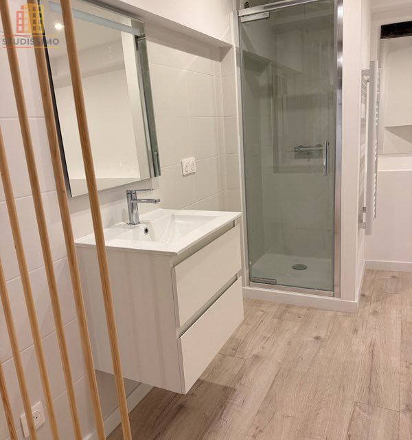 Studio 25m² Marseille 2e Panier - Refait à neuf, rez-de-chaussée - Photo 2