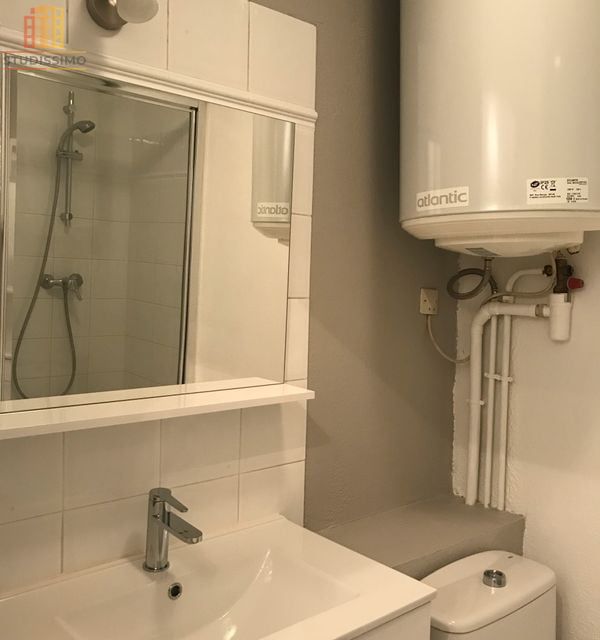 Studio meublé 17m² Marseille 5e - Étage élevé, lumineux - Photo 2