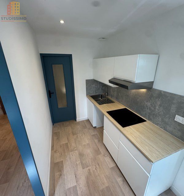 Studio 26m² Arles 13200 - Entièrement rénové, charmant - Photo 2