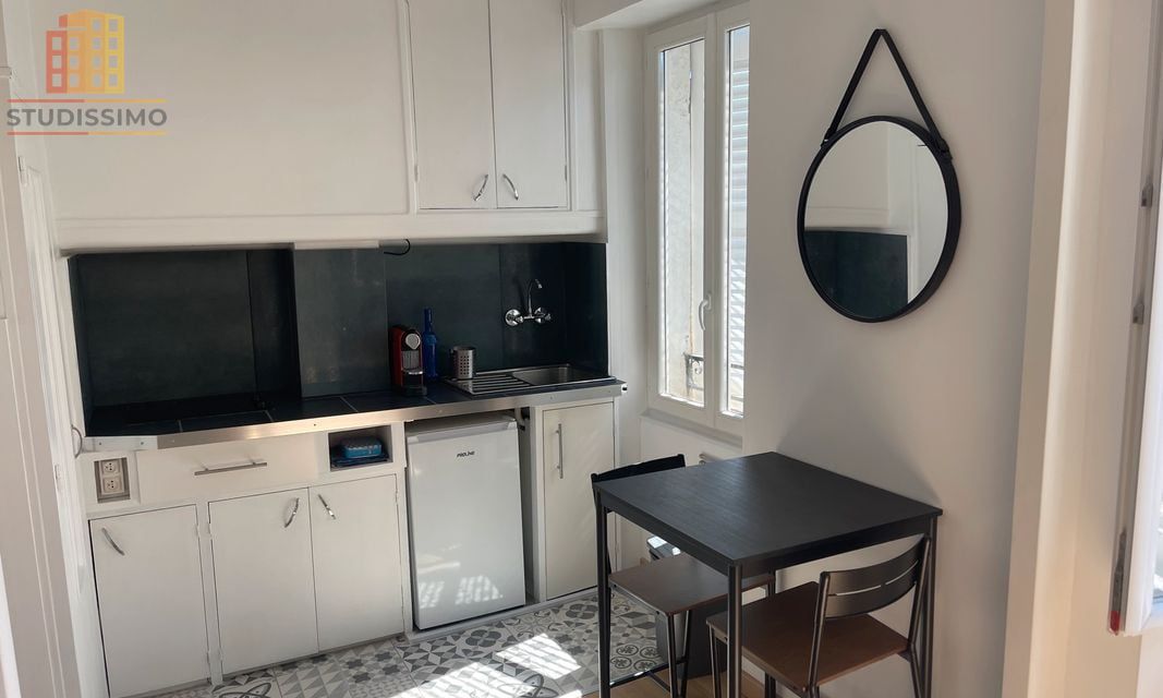 Studio 30m² Marseille 6e Cours Julien - Lumineux, dernier étage - Photo 8