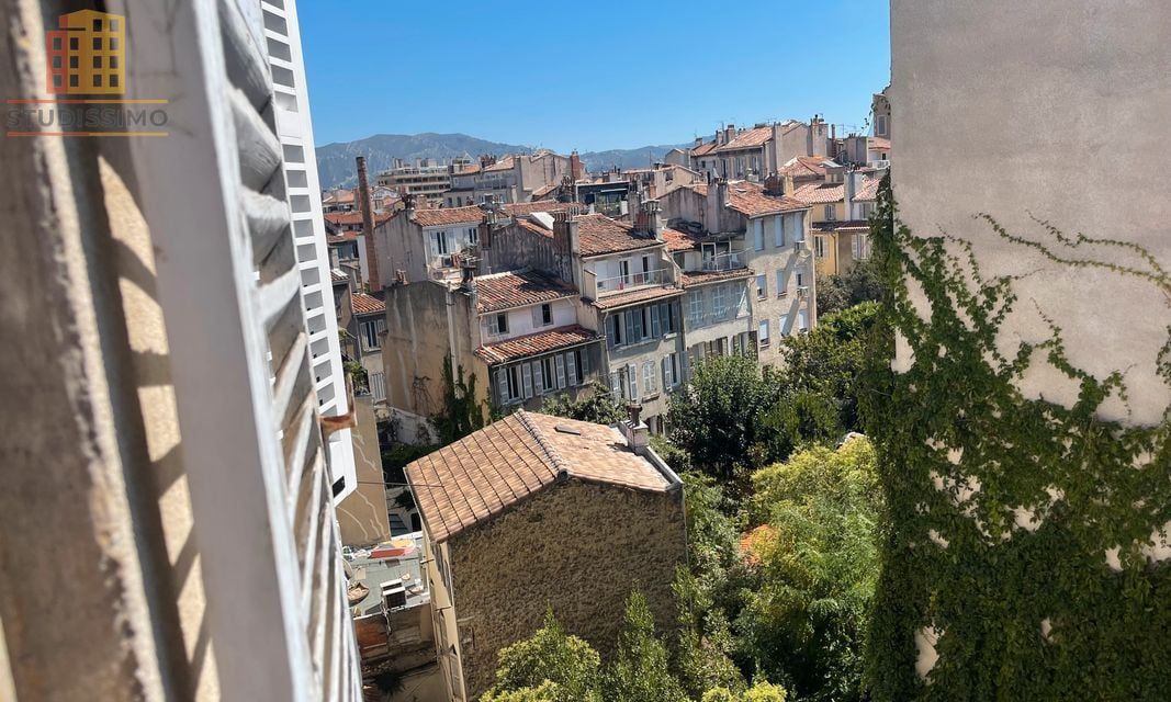 Studio 30m² Marseille 6e Cours Julien - Lumineux, dernier étage - Photo 6
