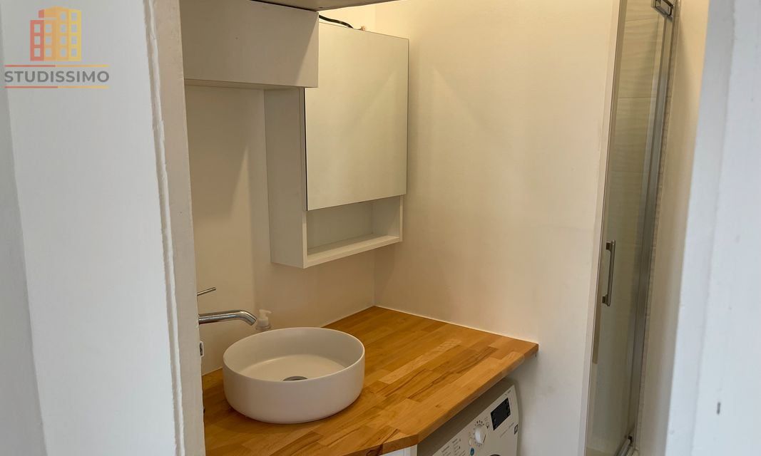 Studio 30m² Marseille 6e Cours Julien - Lumineux, dernier étage - Photo 9
