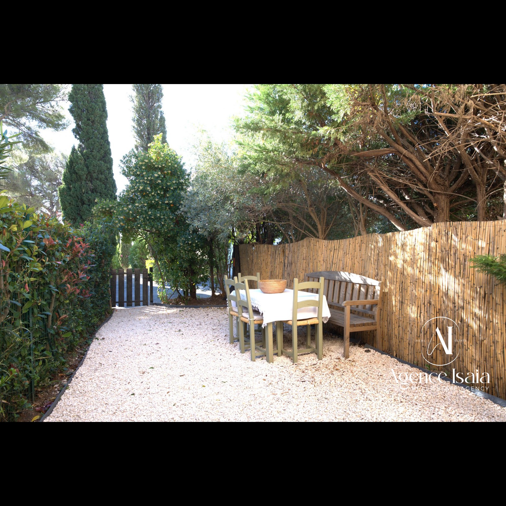 Charmant T2 rénové avec terrasses, jardin, piscine et tennis – Proche centre et plage - Photo 17