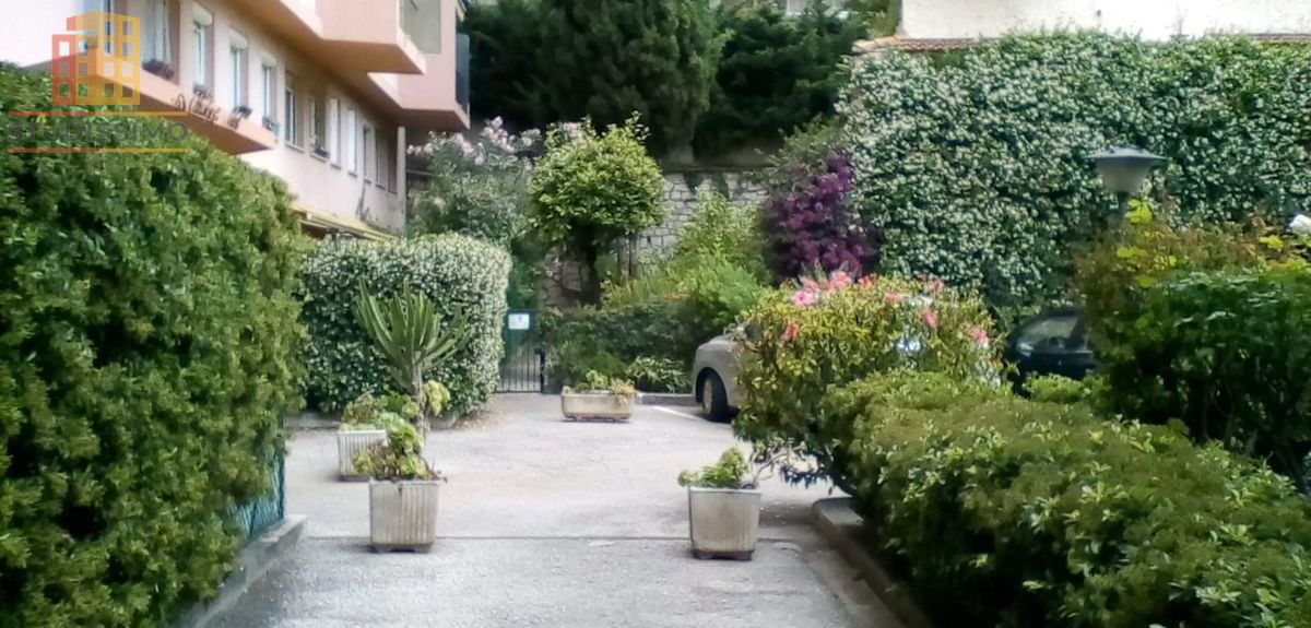 Studio à Menton