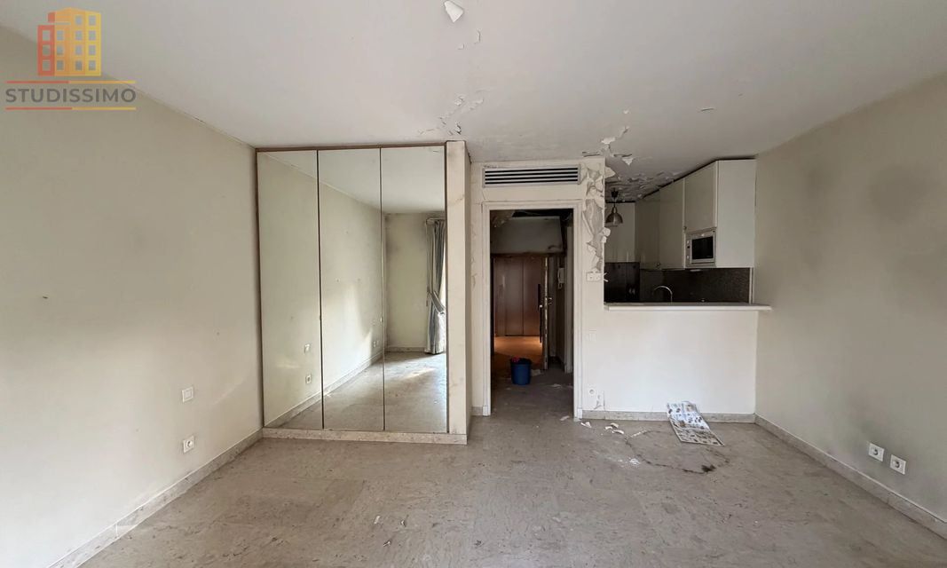 Studio 28m² Cannes centre - Rénovation possible, proche Banane - Photo 2