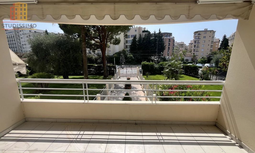 Studio 28m² Cannes centre - Rénovation possible, proche Banane - Photo 1