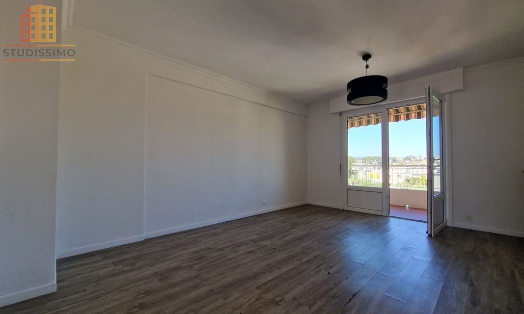 Studio 29m² Le Cannet - Terrasse, parking - Photo 1